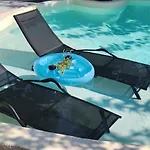 Owl's Nest וולוס